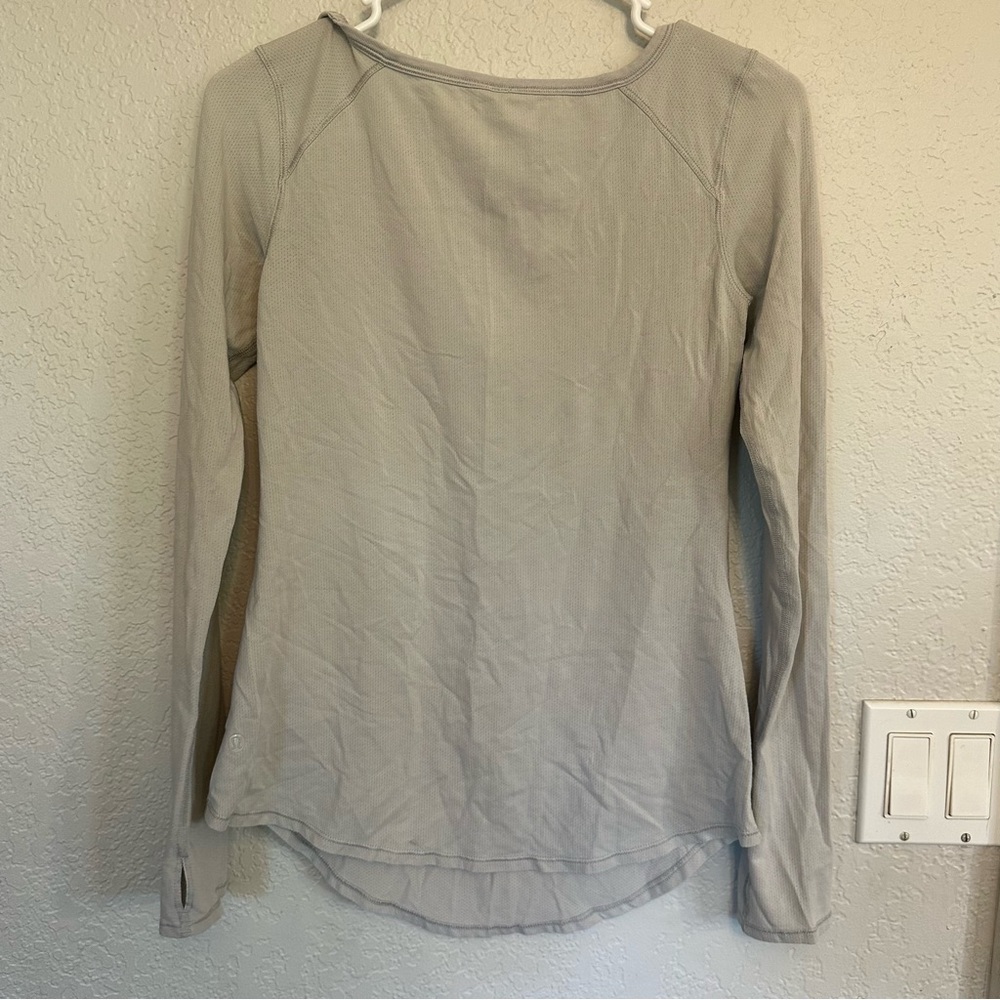Lululemon Grey Mesh Long Sleeve Shirt Size 6 - Picture 5 of 6